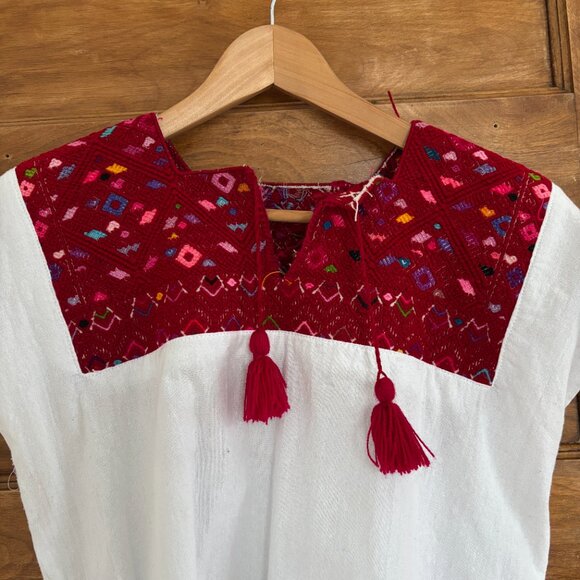 Beautiful Mexican Mayan Huipil Top - Picture 2 of 4